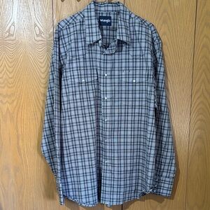 Wrangler western long sleeve men’s XL pearl snap  Blue and Gray Checkered Shirt